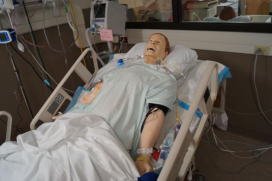 Nursing students will be able to go through different scenarios and check vital signs of the simulations. Professors will be able to have the option to chose what happens while working with the patient. 