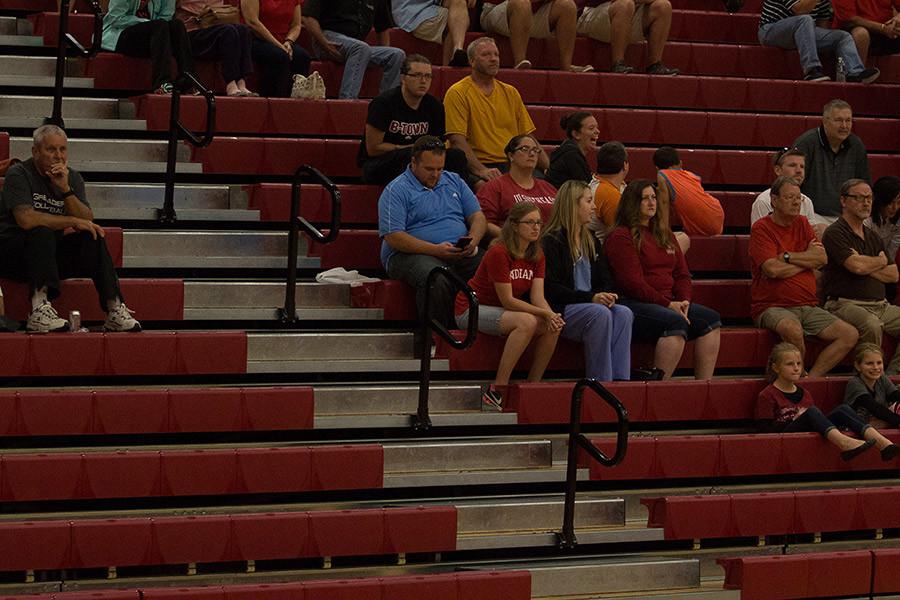Some+of+the+crowd+at+the+IUS+womens+volleyball+game+against+Point+Park+University+on+Sept.+18.