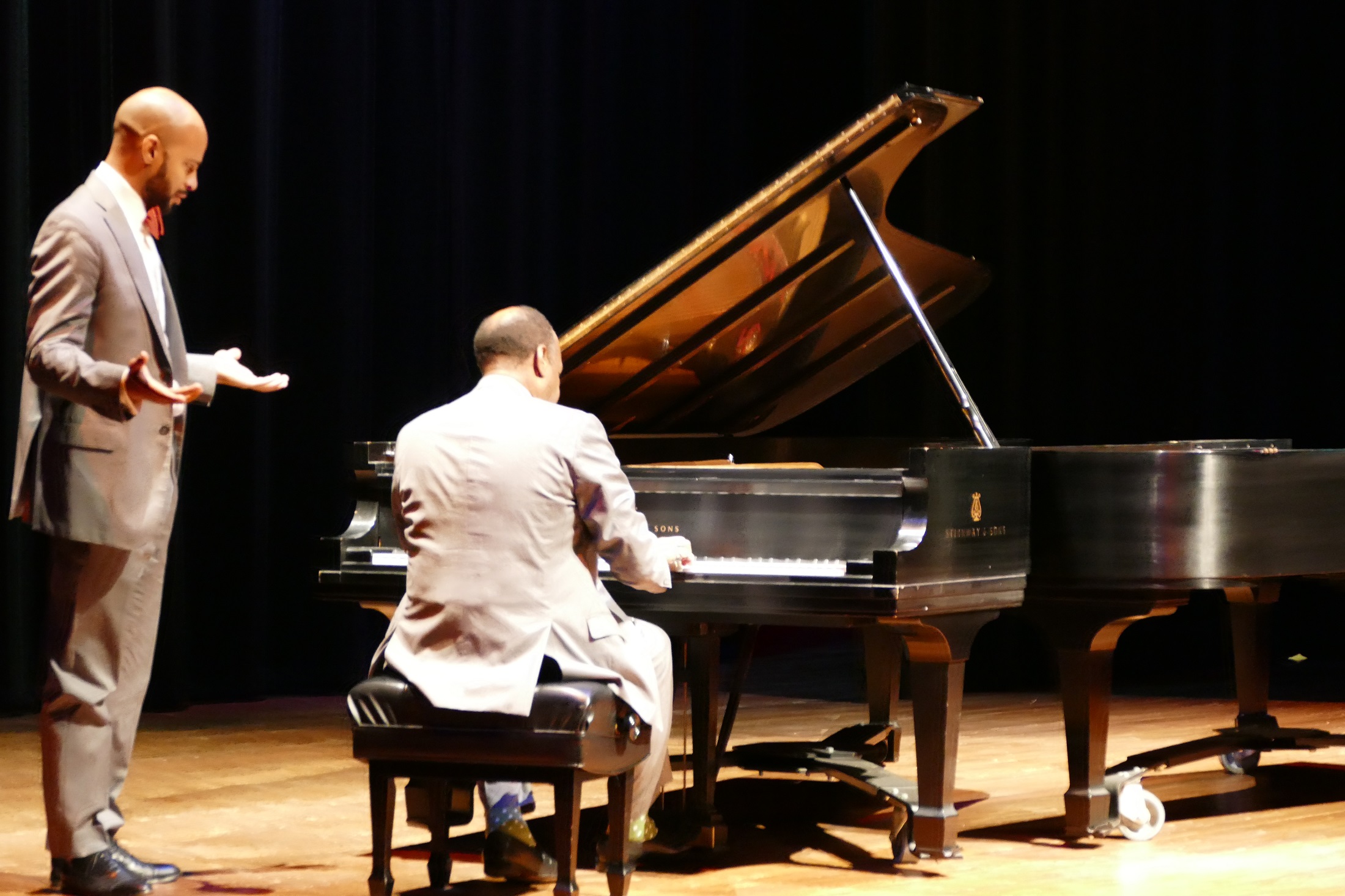 Dueling+Father-Son+Piano+Duo+Play+to+Inspire
