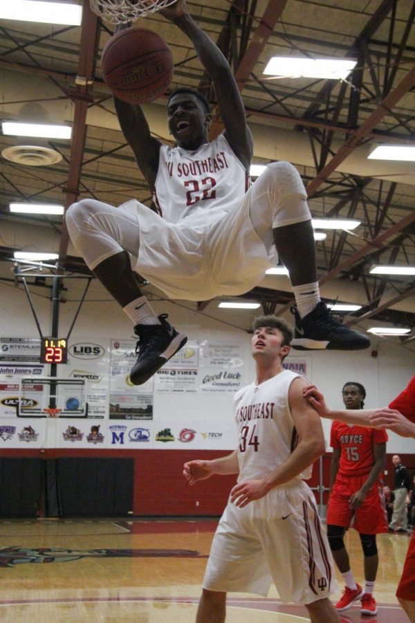 Throughout the game, the Grenadiers pushed past the Bulldogs’ defense, enabling Deshawn Lewis, business management sophomore, to achieve a dunk.