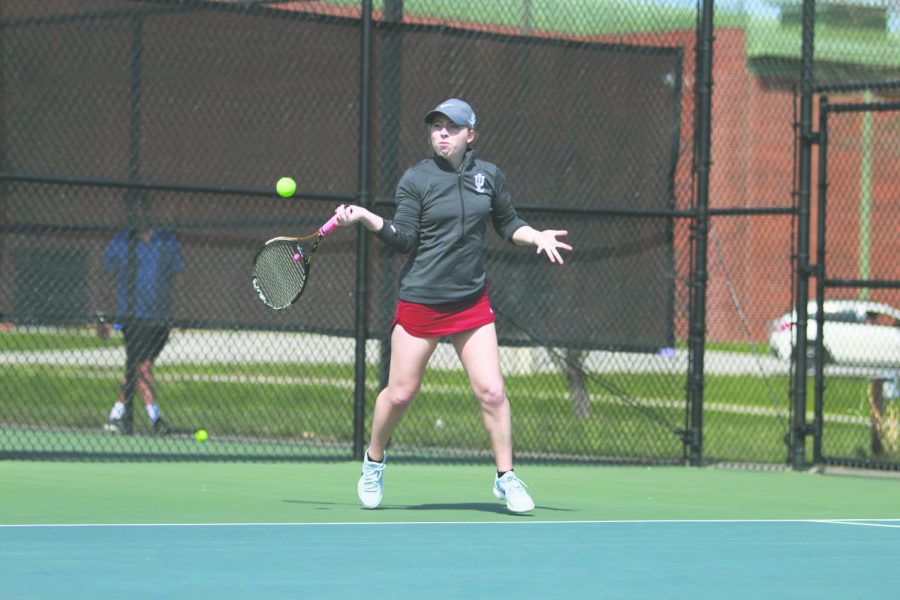 Senior Anne-Marie Mattox sets up a forehanded return in a Spring 2018 match. Mattox is one of two seniors on the womens team who Epkey believes will be a key leader for the squad. Photo by Tamar Kelly.