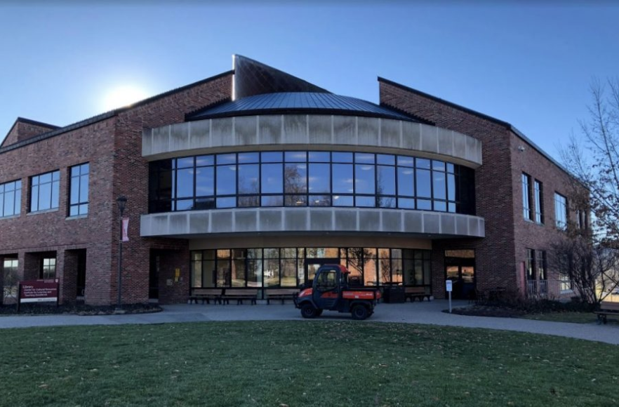 The+exterior+of+the+IUS+library.+Photo+by+John+Clere.