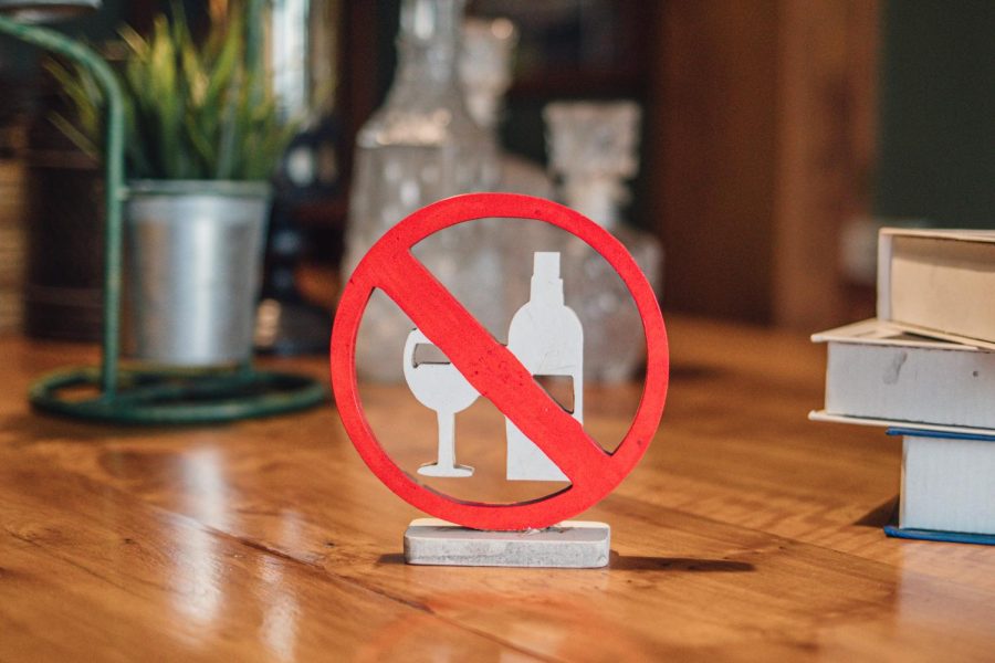 1920-no-drinking-sign-on-the-table