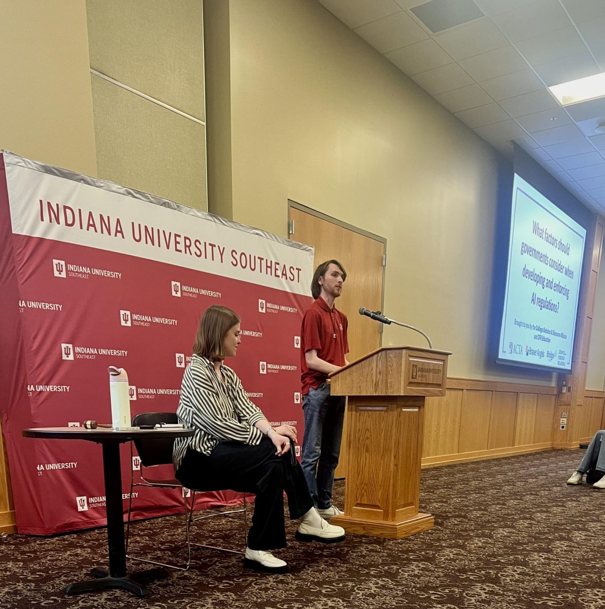 IUS Holds First Open-Dialogue Event on Campus