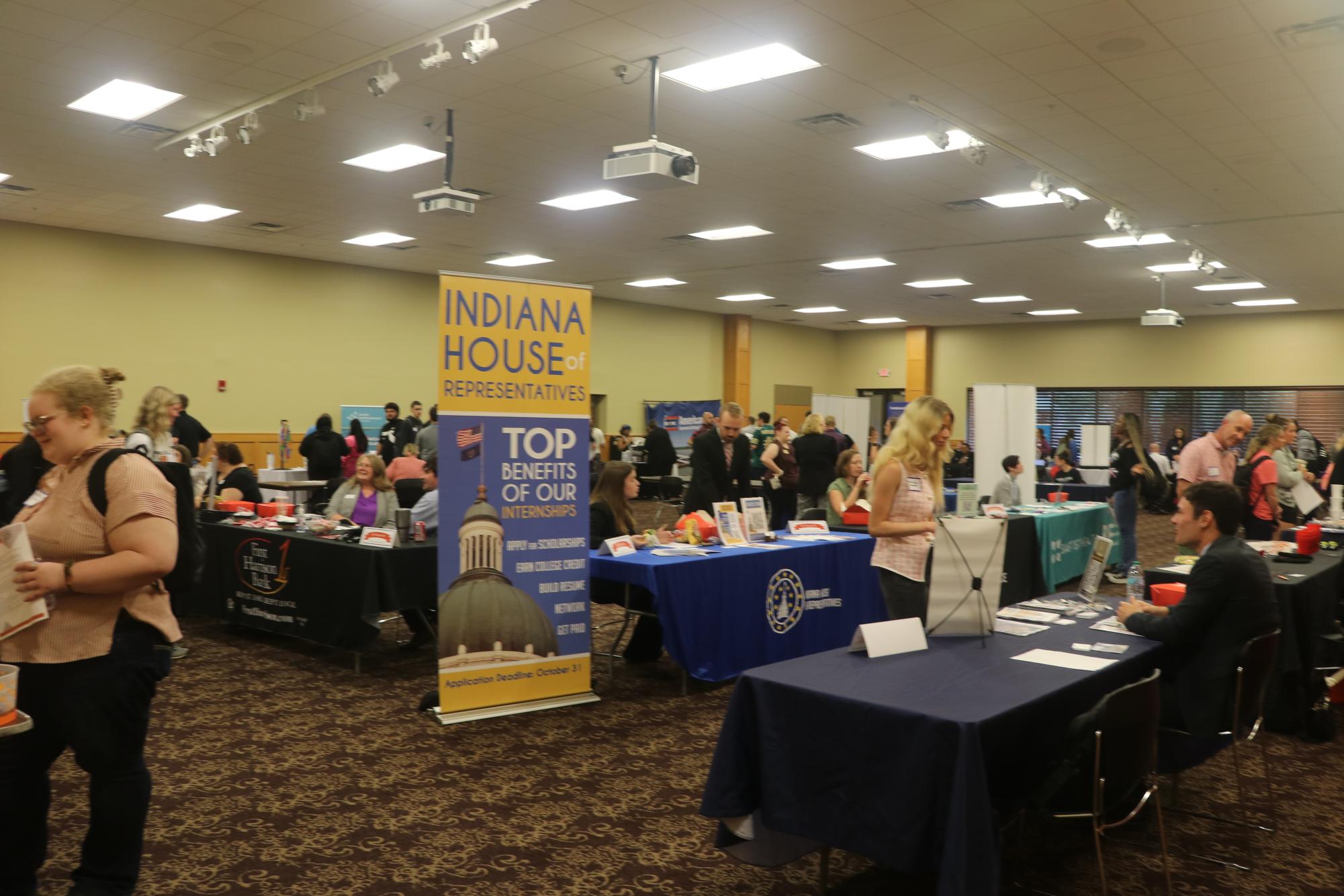 Career Fair gives students opportunity to practice elevator pitch