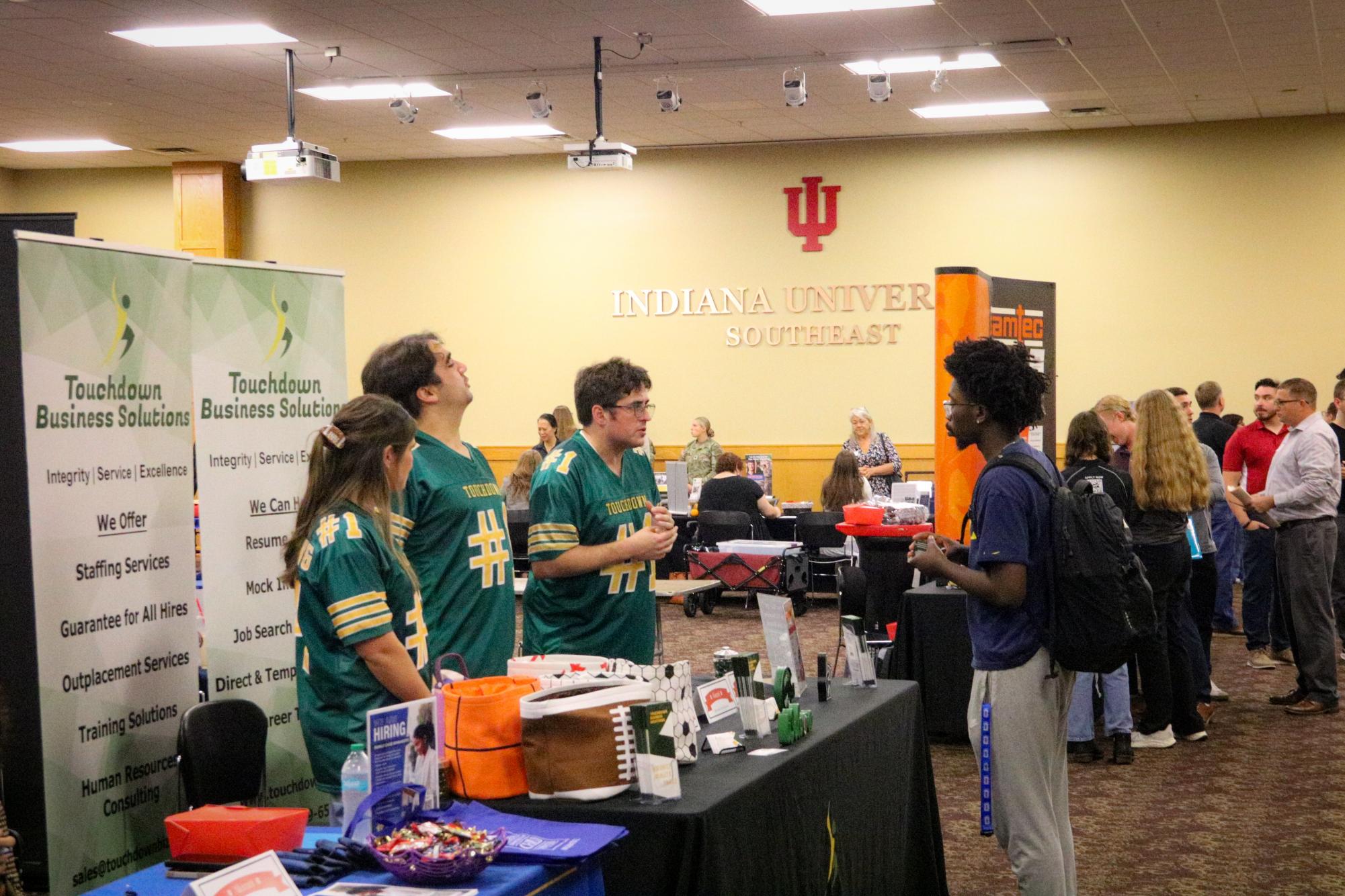 Career Fair gives students opportunity to practice elevator pitch