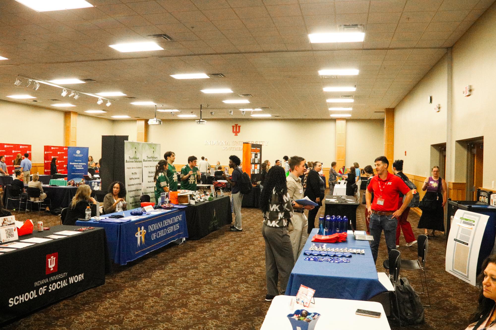 Career Fair gives students opportunity to practice elevator pitch